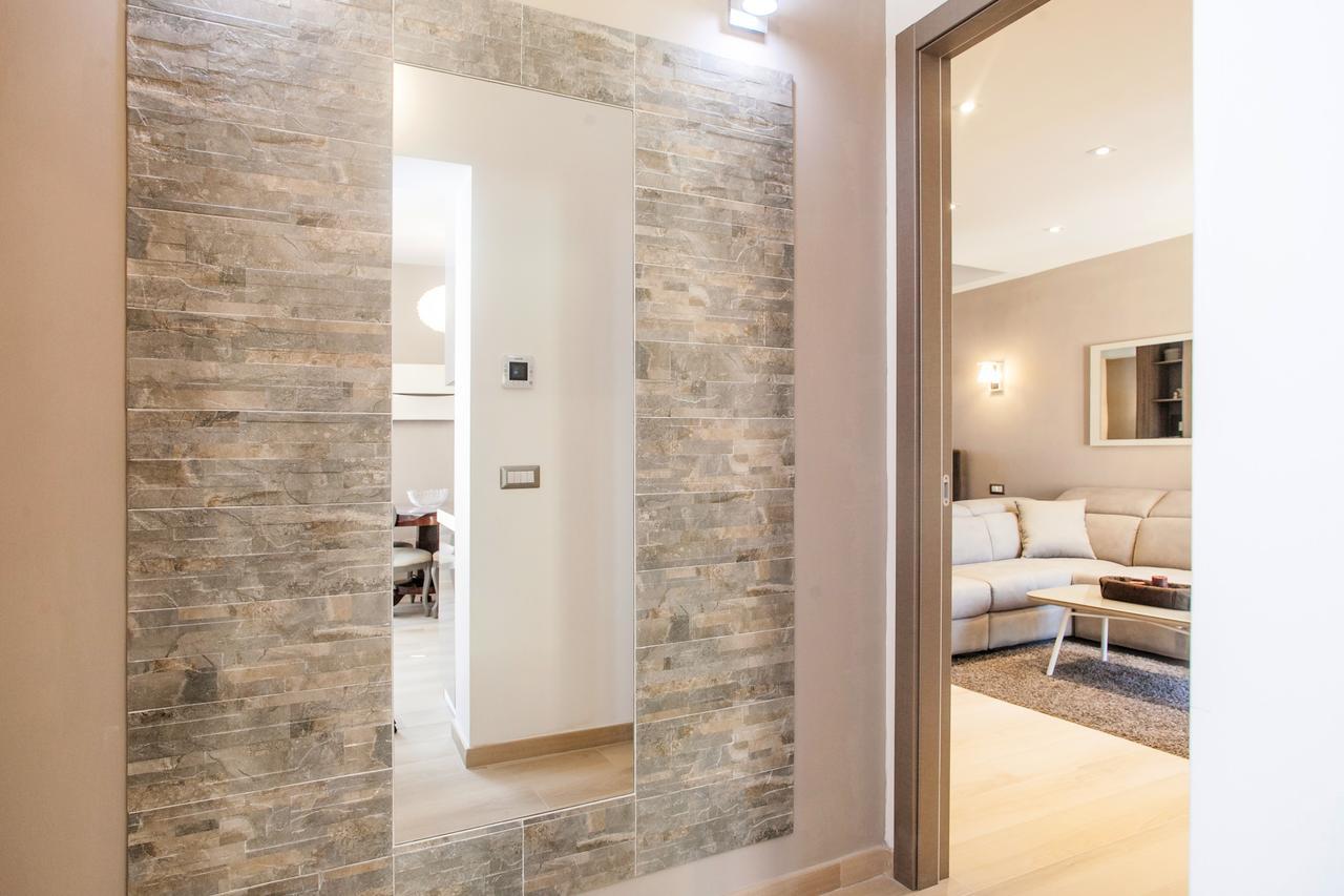 Spanish Steps Design Penthouse With Terrace Lejlighed